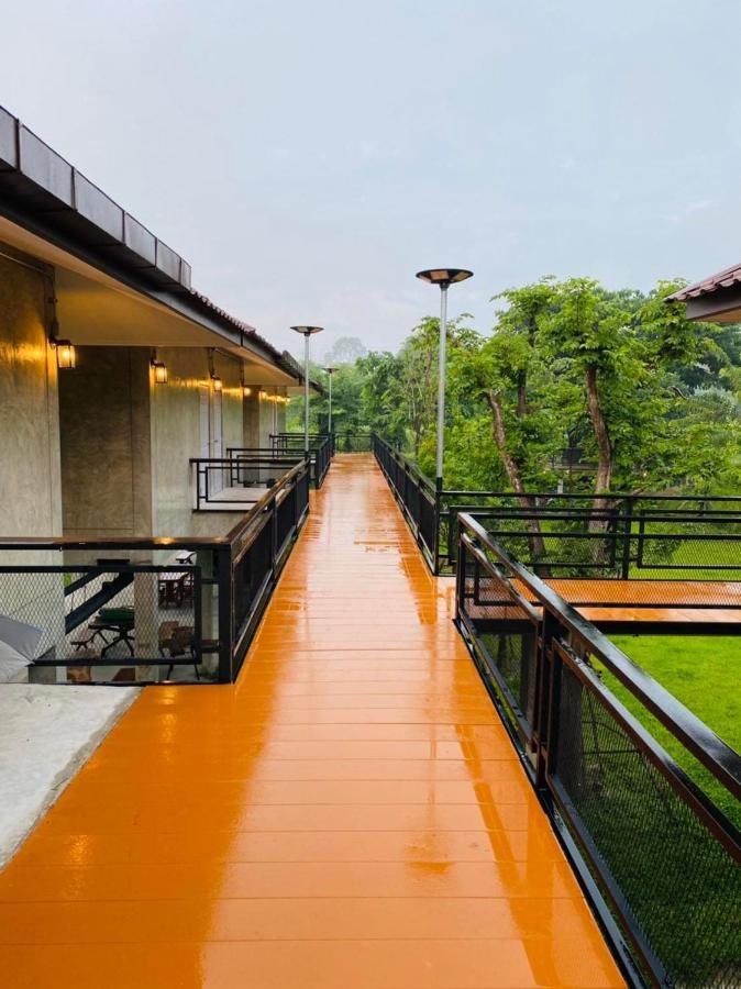 บ้านต้นไม้โฮมสเตย์อุทัยธานี Ngoại thất bức ảnh