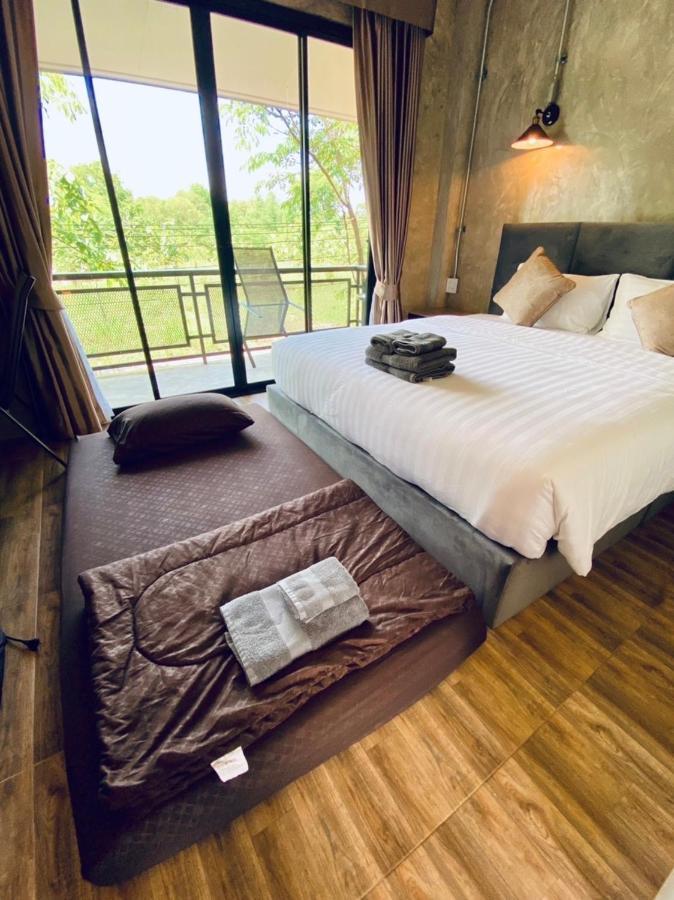 บ้านต้นไม้โฮมสเตย์อุทัยธานี Ngoại thất bức ảnh