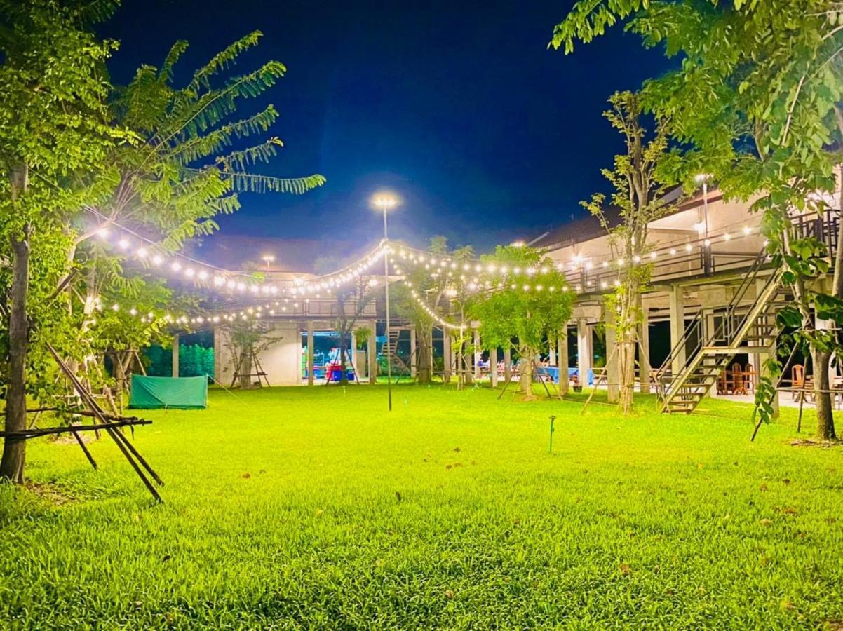บ้านต้นไม้โฮมสเตย์อุทัยธานี Ngoại thất bức ảnh