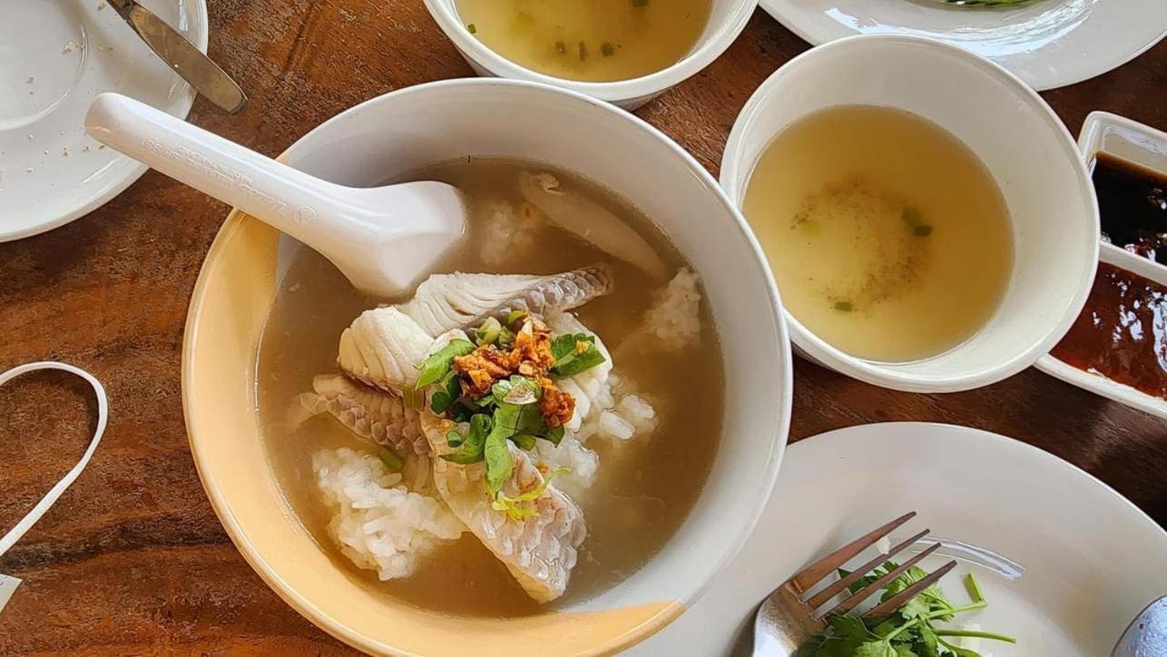 บ้านต้นไม้โฮมสเตย์อุทัยธานี Ngoại thất bức ảnh